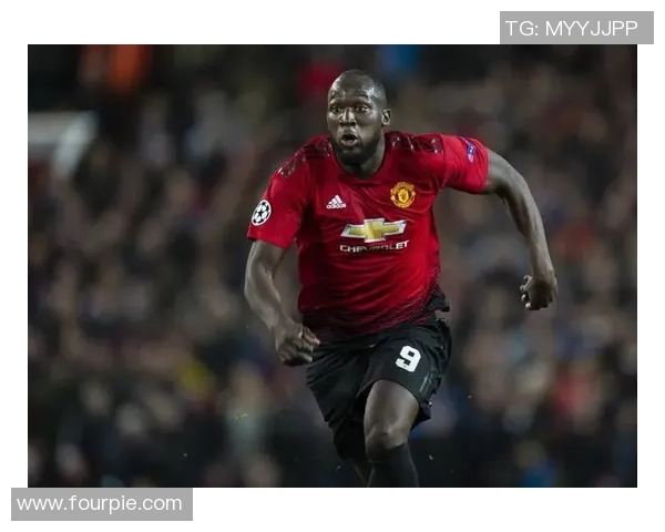 从比利时金靴到英超巨星卡卢卡库的成长历程与足球传奇 从比利时金靴到英超巨星卡卢卡库的成长历程与足球传奇