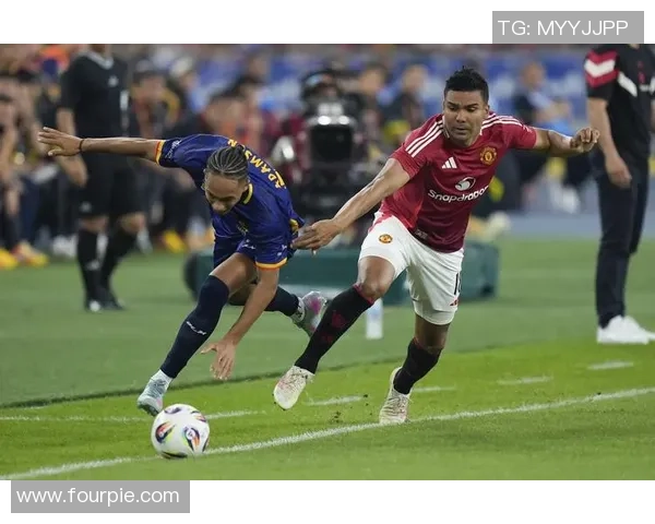 足球界霸主级球星 谁敢与之争锋或挑战其威严